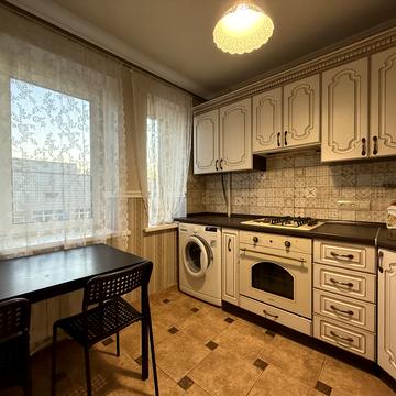 Хорива вул., 22/28