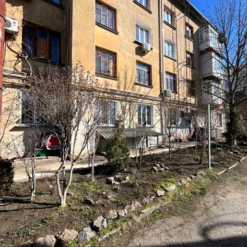 1-ша Слобідська вул., 13