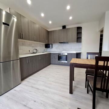 Берестейський просп. (Перемоги), 5-В