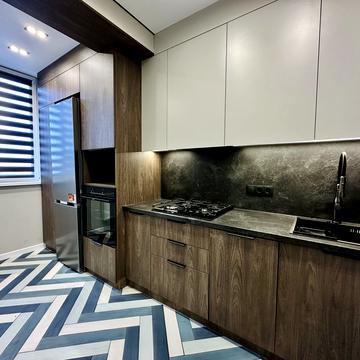 Київська вул., (Будинок 2)