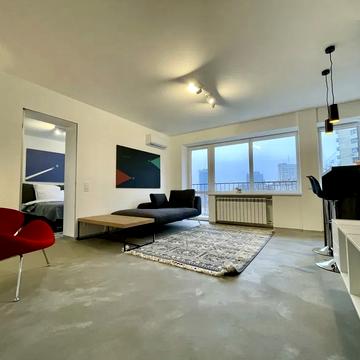 Івана Маряненка пров., 13