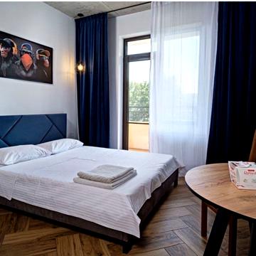 Фонтанська дорога вул., (Будинок 3)