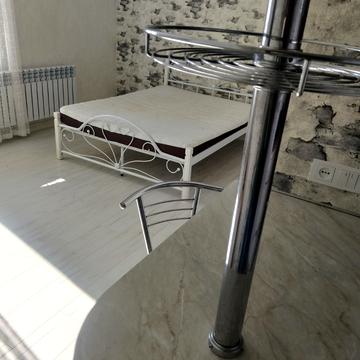 Незалежності просп., (Будинок 1)