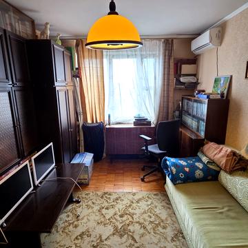 Георгія Гонгадзе просп. (Радянської України), 1/102