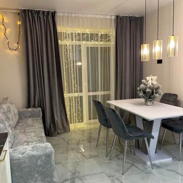 Роксоляни вул., 12