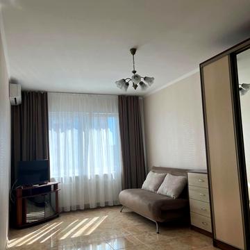 Милославська вул., 2