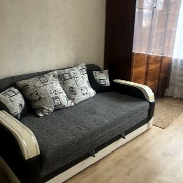 Романа Ратушного вул. (Волгоградська), 19