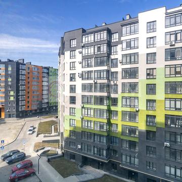 Приозерна вул., (Будинок 25)