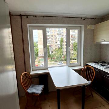 Шолом-Алейхема вул., 6