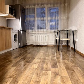 Сергія Ядова вул. (Ювілейна), 24а