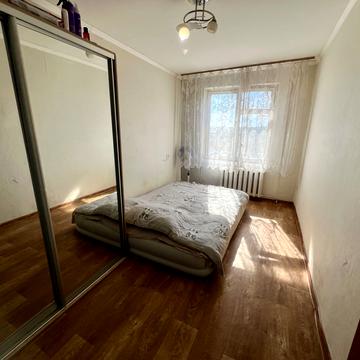 Олега Ольжича вул. (Ленінградська), 1-В