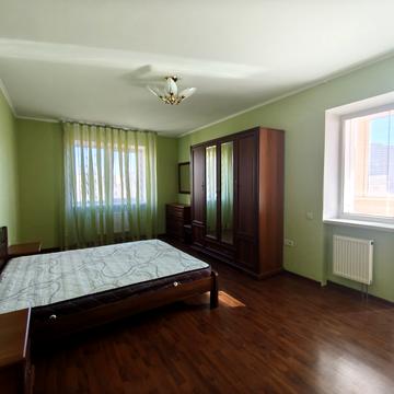 Голосіївський просп. (40-річчя Жовтня), 27