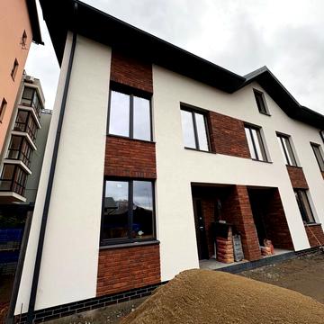 Центральна вул. (Чапаєва)