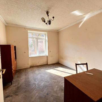 Дмитра Вітовського вул. (), 9а