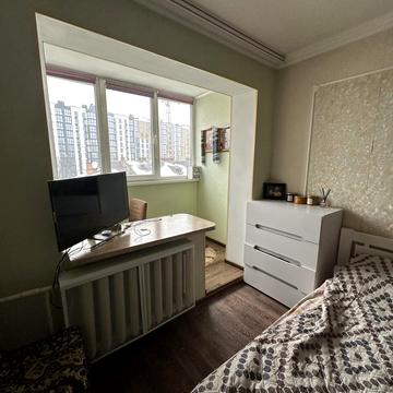 Довженка вул., 39