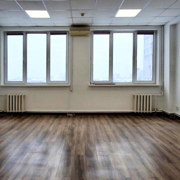 Євгена Сверстюка вул. (Марини Раскової), 17