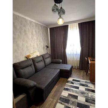 Перлинна вул., 8