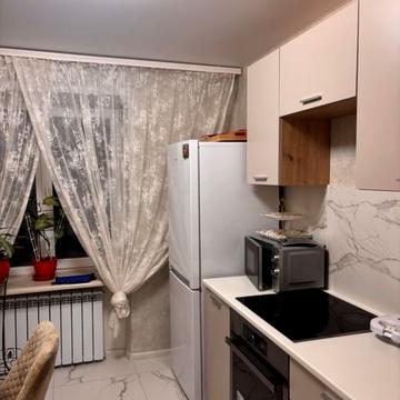 Північно-Кільцева вул., 10