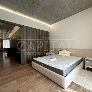 Саперне Поле вул., 5