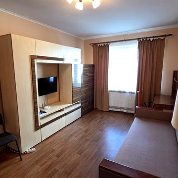 Єлизавети Чавдар вул., 38