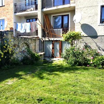 Декабристів, 8