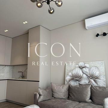 Саперне Поле вул., 3