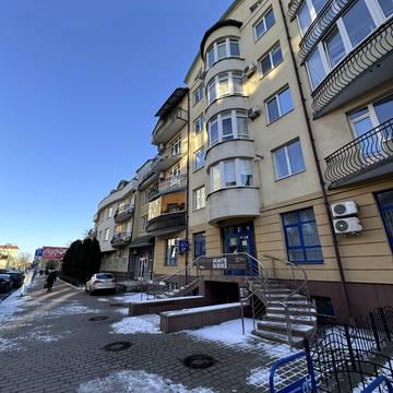 Андрія Мельника вул., 11А