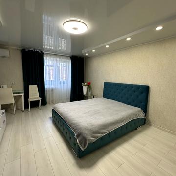 Пирогова вул., 25