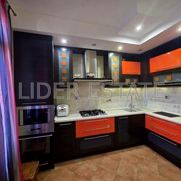 Фріца Гленца вул., 22