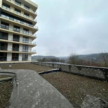 Генерала Кульчицького вул., 4