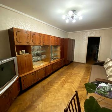 Прирічна вул., 17