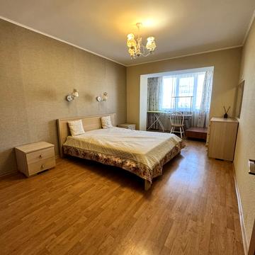 Микільсько-Ботанічна вул., 31