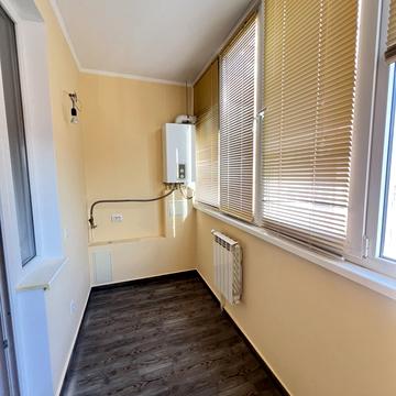 Івана Пулюя вул., 15