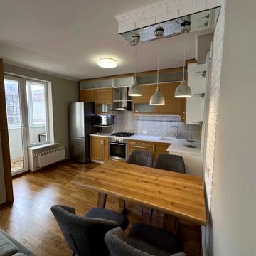 Княгині Ольги вул., 100в