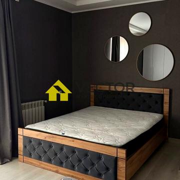 Милорадович Єлизавети вул., 45