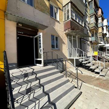 Петра Калнишевського просп. (Косіора), 36