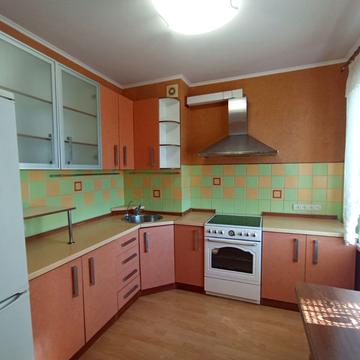 Владислава Бувалкіна вул. (Бочарова Генерала), 69