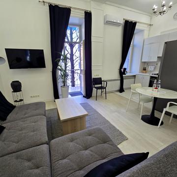 Володимирська вул., 19-А