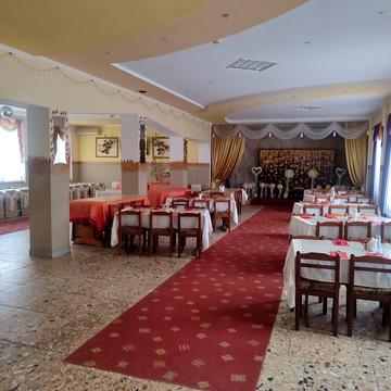 Петра Дорошенка вул., 10