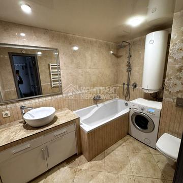 Ахсарова вул., 13