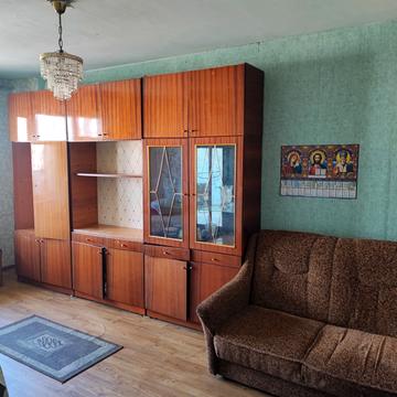 Варненська вул., 3