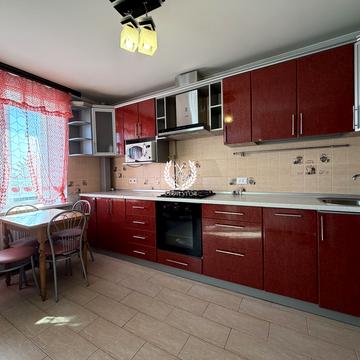 Льотна вул. (Червоногвардійська), 3в