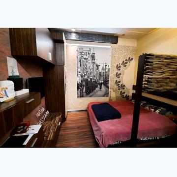 Архітектора Олега Петрова вул. (Чернишевського), 16