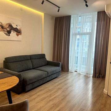 Берестейський просп. (Перемоги), 11 к2