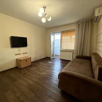 Героїв Дніпра вул., 65