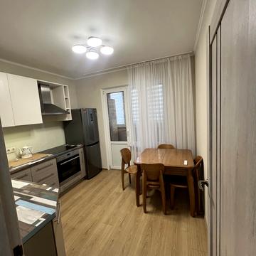 Бориса Гмирі вул., 20