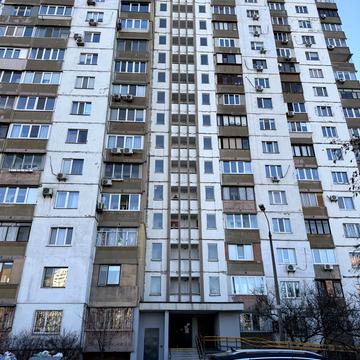 Драгоманова вул., 3-Б