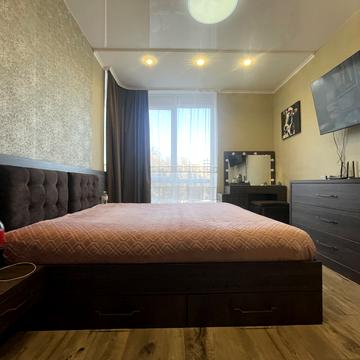 Володимира Великого вул., 3