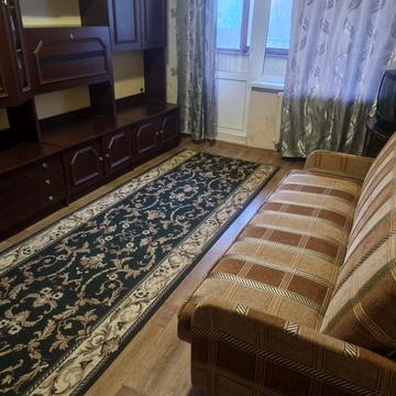 Космонавтів вул., 58/2