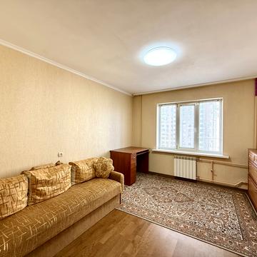 Драгоманова вул., 40-Б